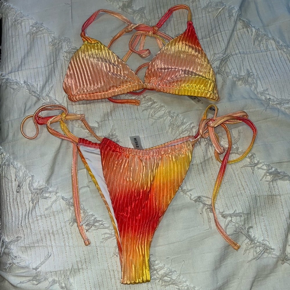 Shein Velvet Orange/Yellow/Pink Ombré String Bikini